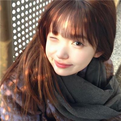 水瓶座女孩